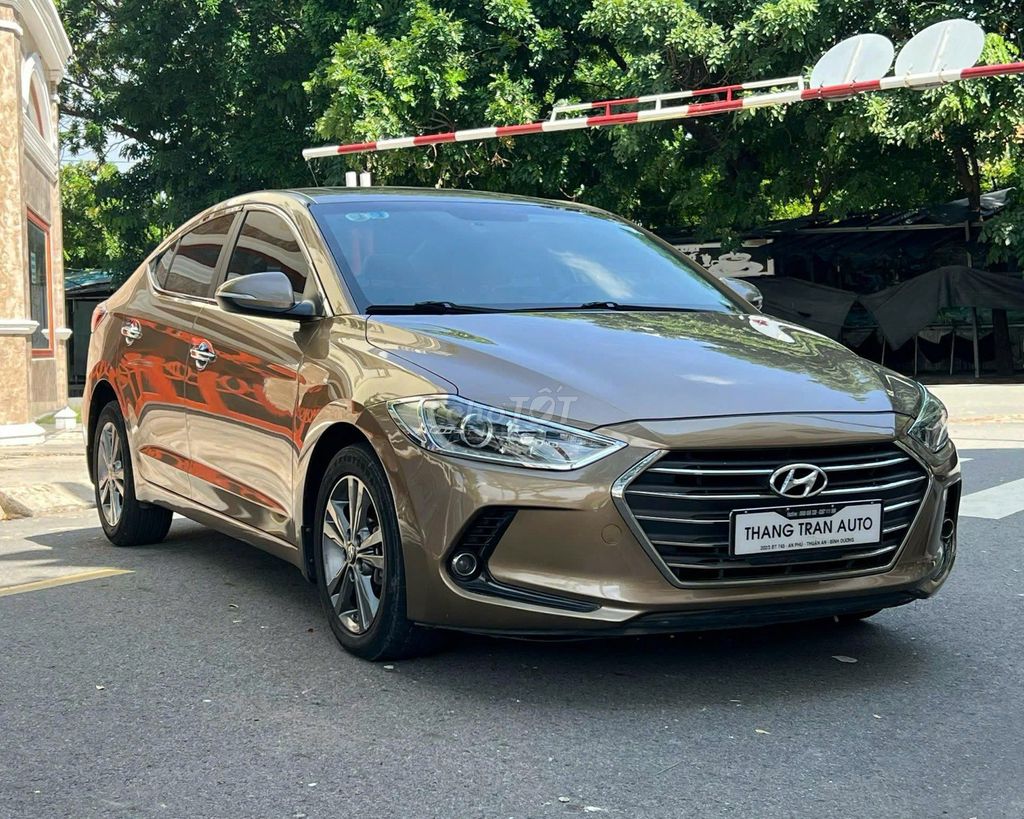 Hyundai Elantra 2016 photo 2