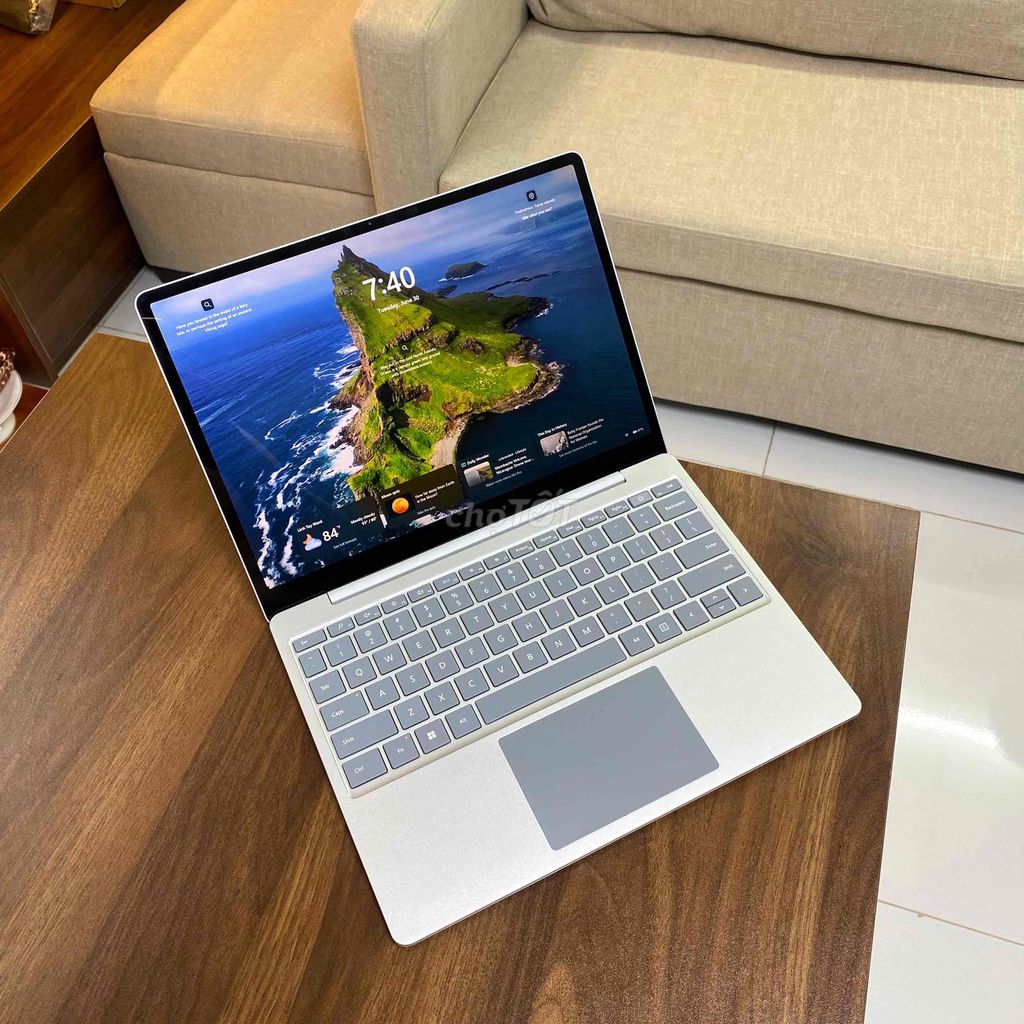 Microsoft Surface Laptop Go 2. Mua bán Laptop tại Thành phố Thủ Đức Tp Hồ Chí Minh được đăng bởi Vũ Surface hình 1