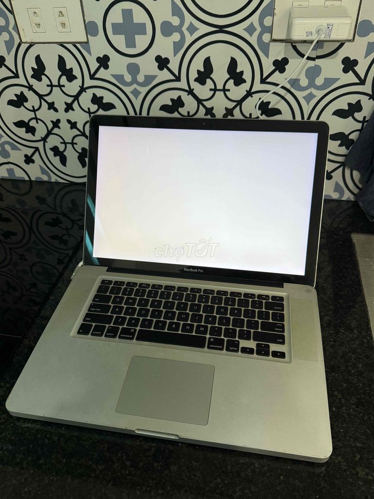 Macbook Pro A1286 CŨ. Mua bán Laptop tại Quận Nam Từ Liêm Hà Nội được đăng bởi Nguyễn Huy hình 1