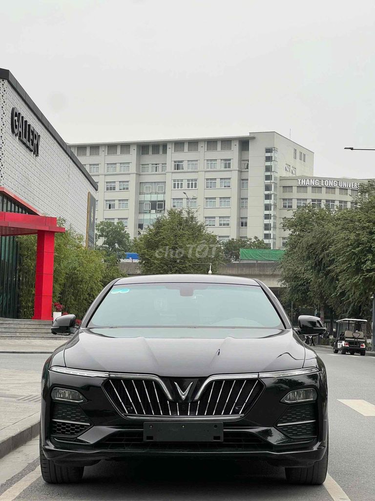 VinFast Lux A2.0 2020 Premium 2.0 AT - 60000 km