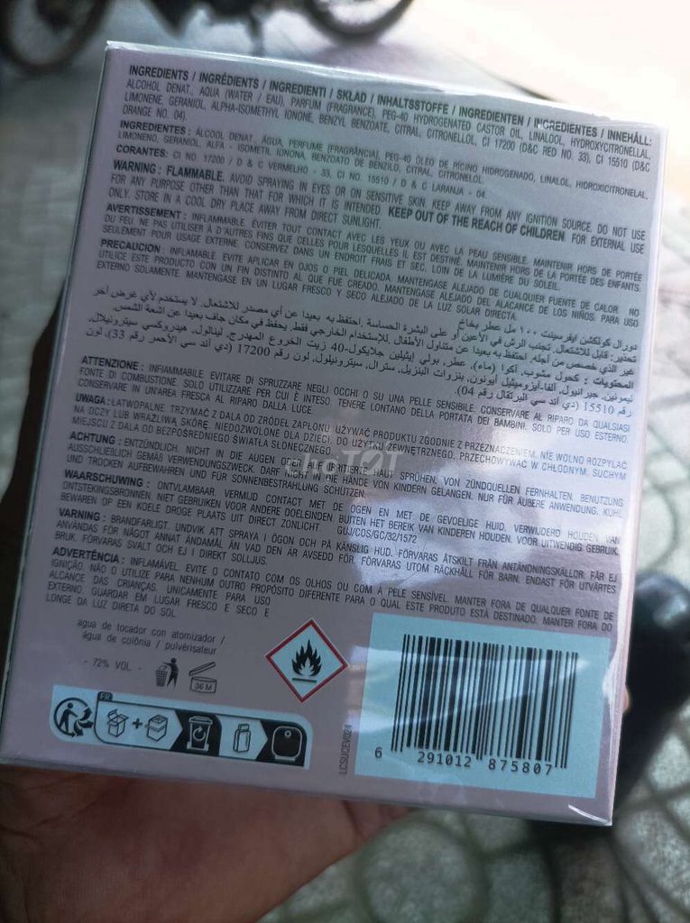 Nước hoa chính hãng có 4 chai