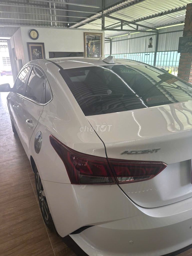 Hyundai Accent 2023 1.4 MT - 9000 km
