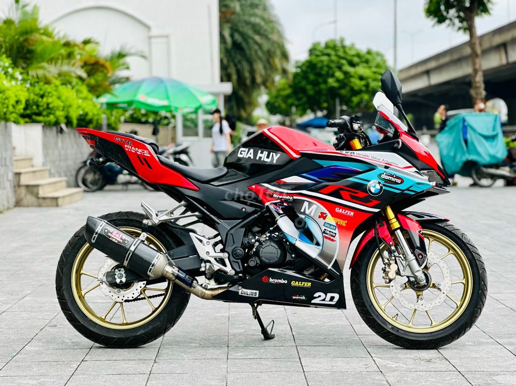 Siêu phẩm CBR150RR 2023 lướt 4000km quá đẹp