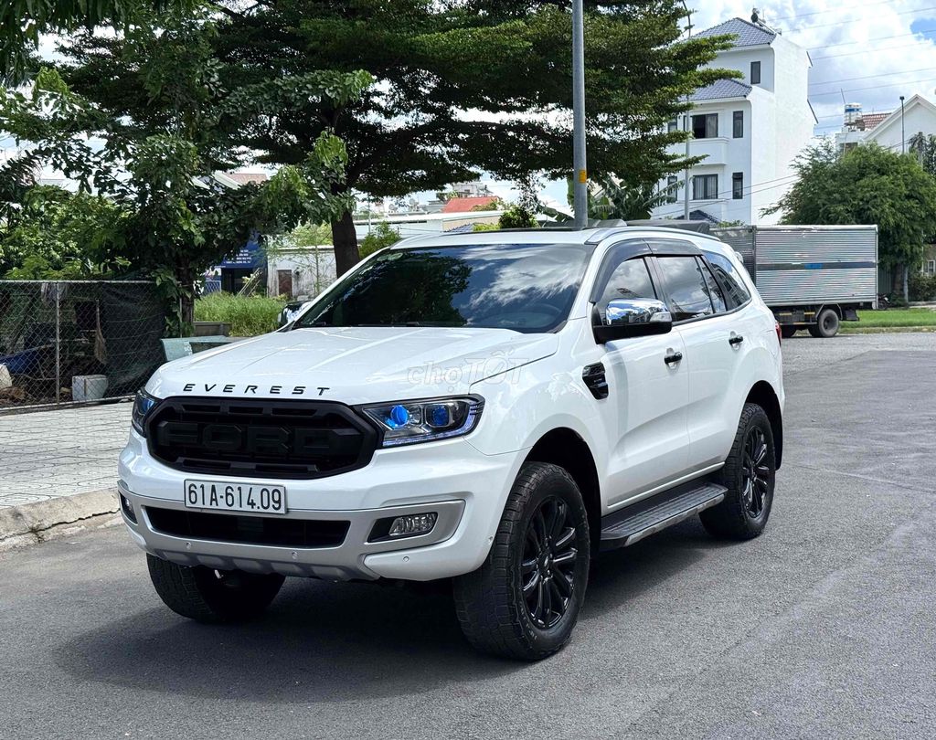 Ford Everest 2019 Titanium 2.0L AT 4x4. Mua bán Ô tô tại Quận 12 Tp Hồ Chí Minh được đăng bởi Hoàng Huy hình 3