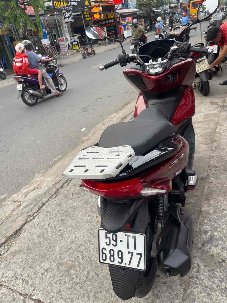 PCX CHÍNH CHỦ CÔNG CHỨNG BS 59. Mua bán Xe máy tại Thành phố Thủ Đức Tp Hồ Chí Minh được đăng bởi CHị Hà hình 4