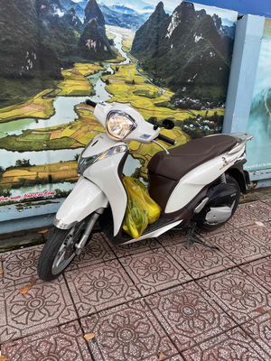 Honda SH Mode 2016 Đặc biệt Trắng nâu tem gold0000. Mua bán Xe máy tại Quận 10 Tp Hồ Chí Minh được đăng bởi Shop Chất