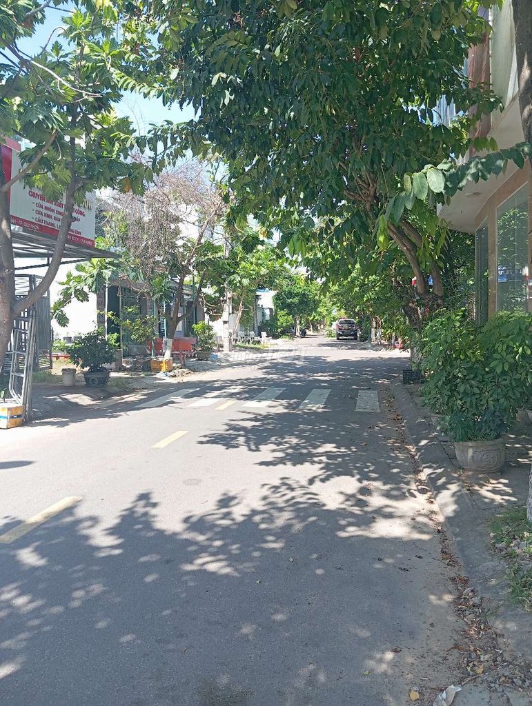 Bán đất mặt tiền đường lê cơ