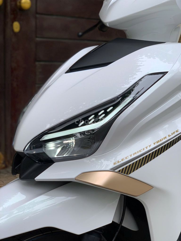 SALE SỐC Yadea Velax 2025 – Chỉ 29.990.000đ. Mua bán Xe điện tại Quận Tây Hồ Hà Nội được đăng bởi Vinh Đạt Lâm hình 7