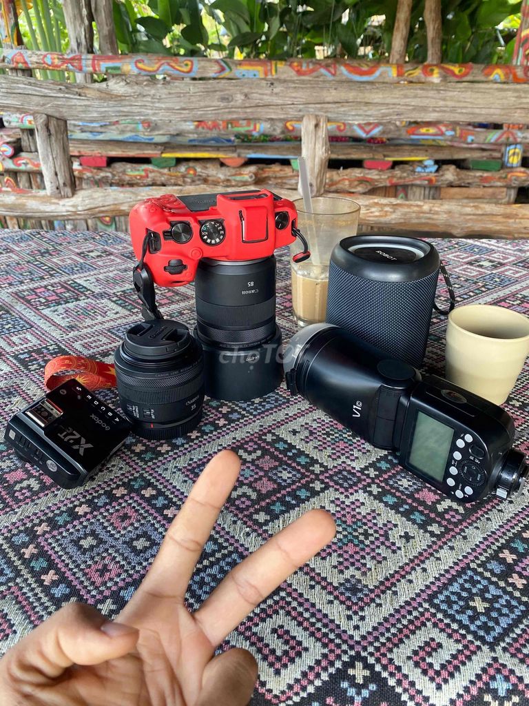 Máy ảnh Canon RP Đỏ. Mua bán Máy ảnh, Máy quay tại Huyện Cư M'gar Đắk Lắk được đăng bởi ๖ۣۜt Hào ๖ۣۜ hình 1