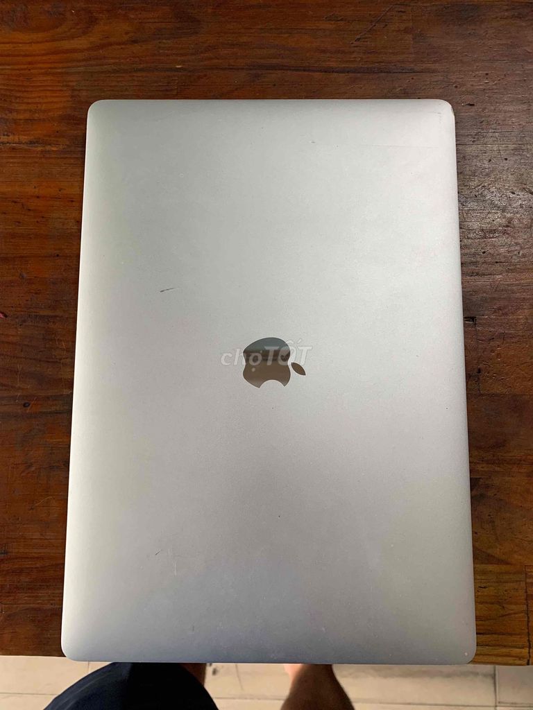Apple MacBook Pro 2017 Bạc. Mua bán Laptop tại Quận Bình Thạnh Tp Hồ Chí Minh được đăng bởi Cầm Đồ Quận Bình Thạnh  hình 1
