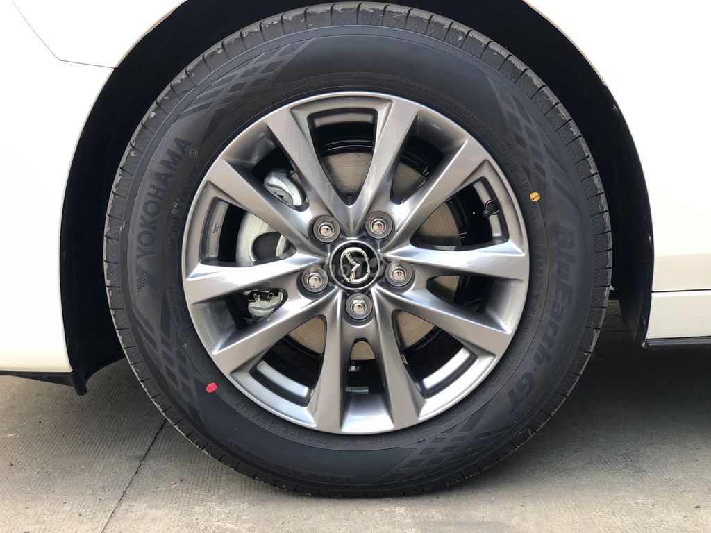 Mazda 3 2025 1.5L Deluxe. Mua bán Ô tô tại Quận 7 Tp Hồ Chí Minh được đăng bởi Kiet Cao hình 4