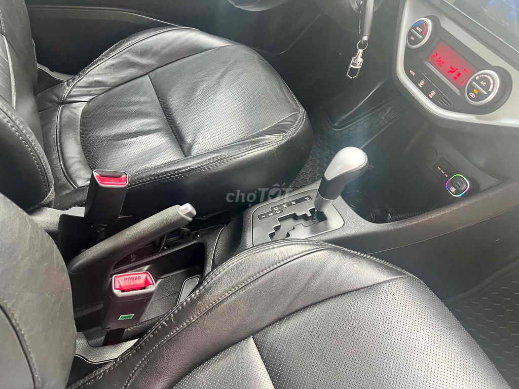 Kia Picanto 2013 Tự động rất đẹp full đồ chơi. Mua bán Ô tô tại Thành phố Dĩ An Bình Dương được đăng bởi Hiếu Auto Nghĩa Phát hình 17