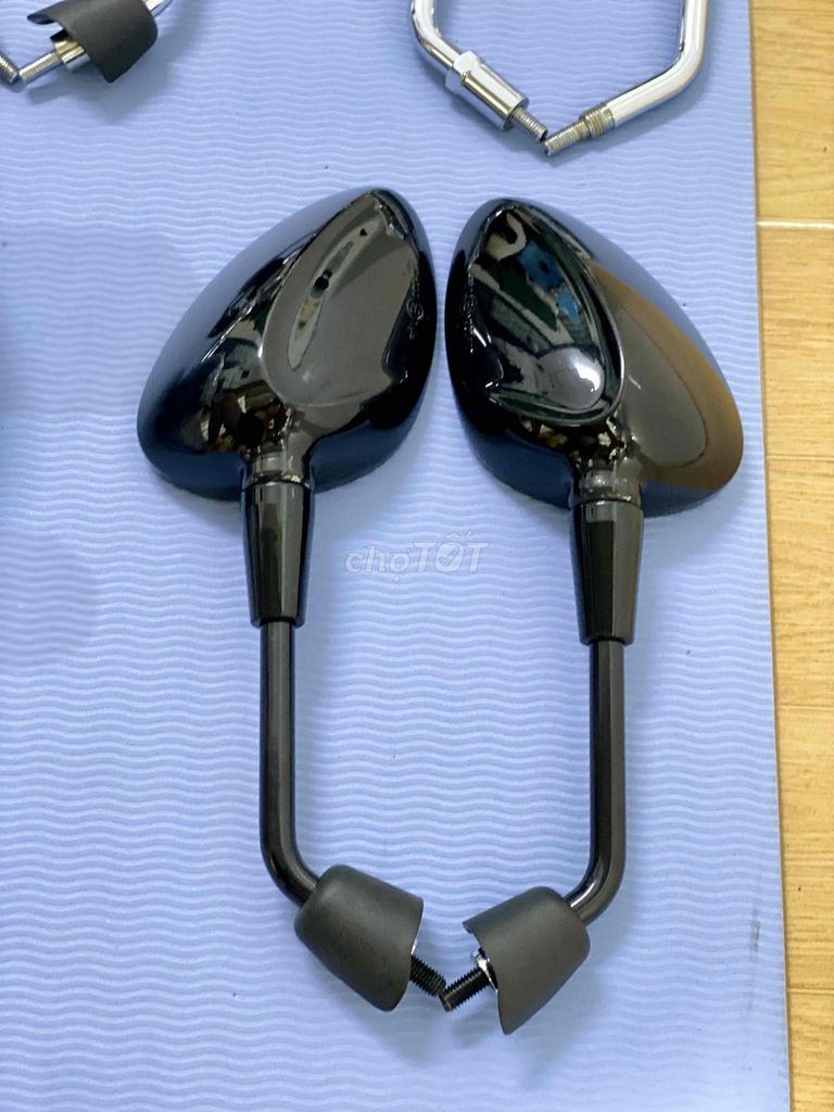 KÍNH VESPA SPRINT ZIN THÁO XE 🔥. Mua bán Phụ tùng xe tại Quận Bình Thạnh Tp Hồ Chí Minh được đăng bởi Phúc  hình 2