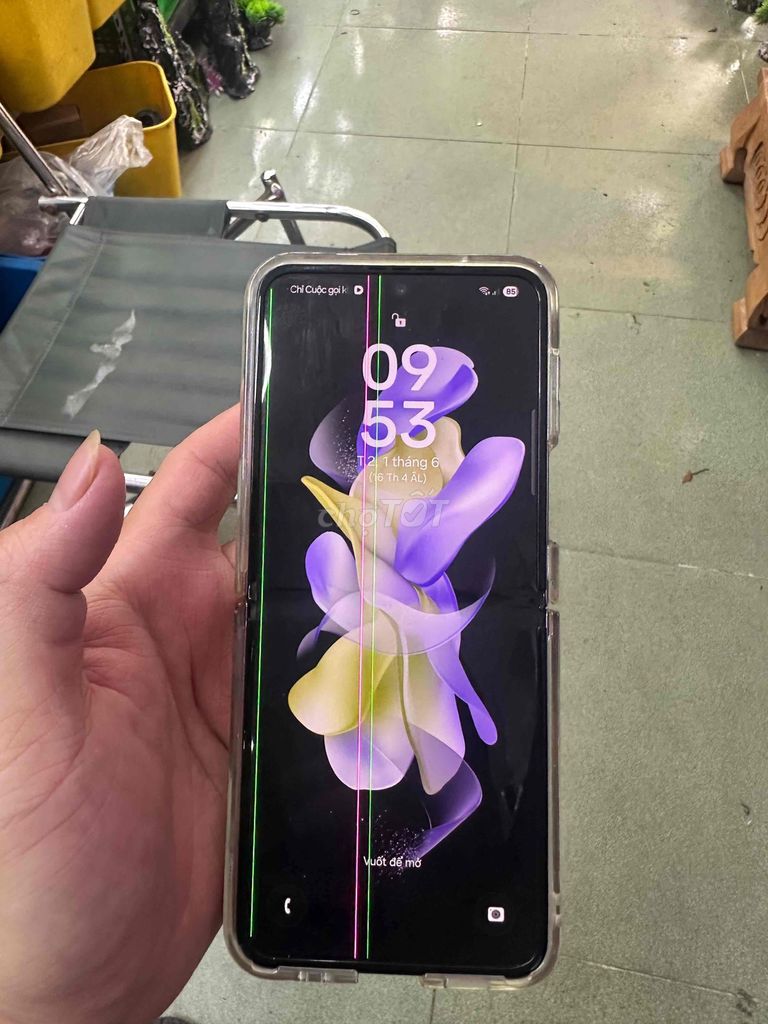 Samsung Galaxy Z Flip 4 128GB Tím. Mua bán Điện thoại tại Thành phố Biên Hòa Đồng Nai được đăng bởi Phạm văn hình 1