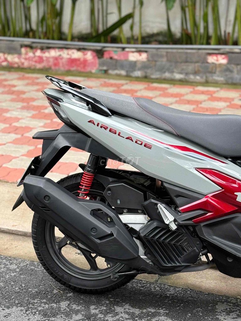 Honda Air Blade 125 2025 пробег 8 тыс. км Хошимин