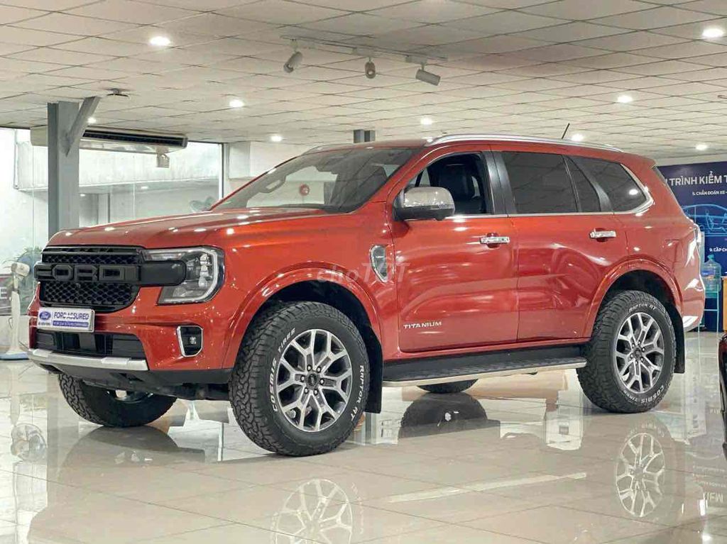 Ford Everest 2023 Titanium 2.0 AT 4x2 - 51.000 km. Mua bán Ô tô tại Quận 3 Tp Hồ Chí Minh được đăng bởi Trí Xe Ford hình 3