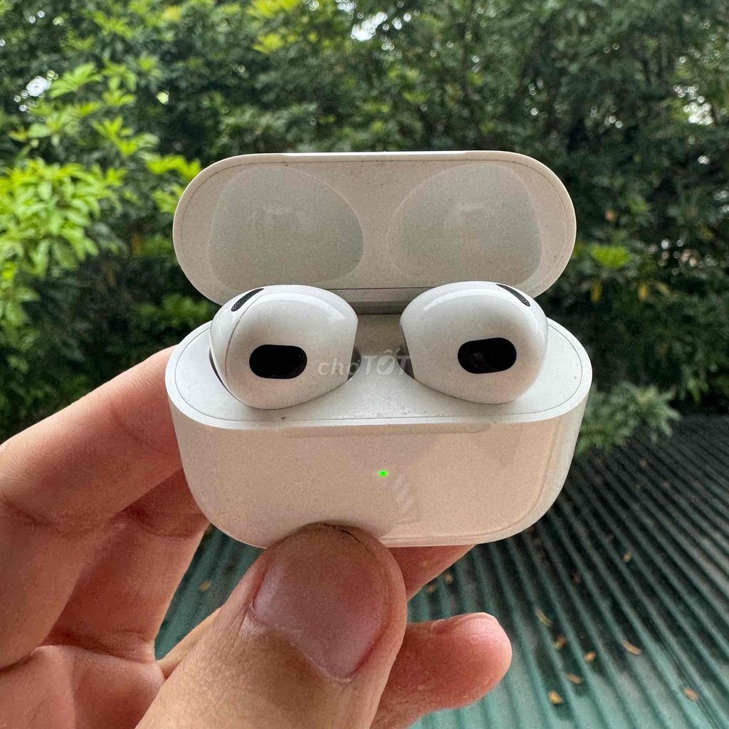 AirPods 3 - Đã qua sử dụng - Màu trắng. Mua bán Tivi, Âm thanh tại Huyện Hoài Đức Hà Nội được đăng bởi Mboss Mobile hình 1