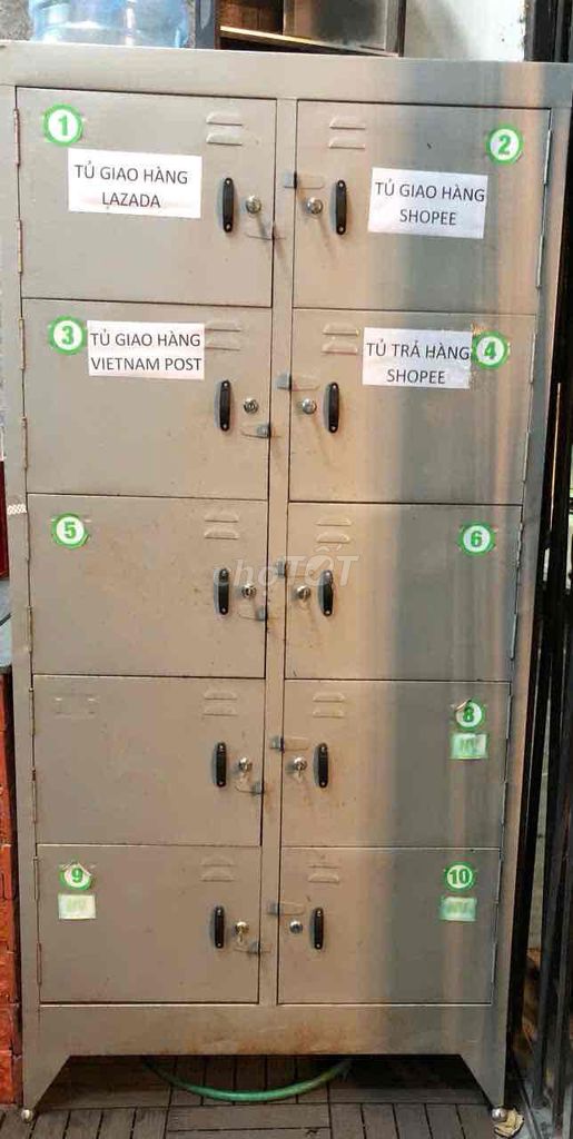 thanh lý tủ sắt 10 cánh như hình