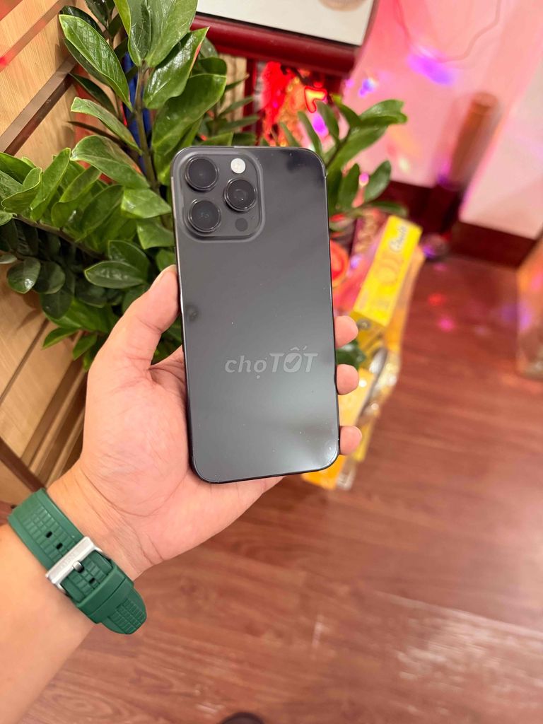 Apple iPhone 16 Pro Max 512GB Đen đã thay màn hình. Mua bán Điện thoại tại Quận Hải Châu Đà Nẵng được đăng bởi Trongstore hình 1