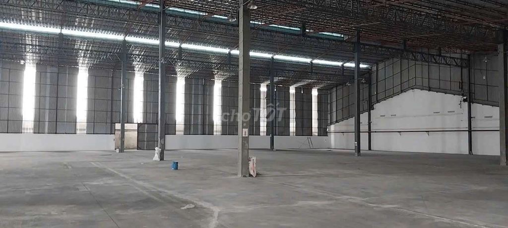 Cần cho thuê xưởng 4400m2 và xưởng 3600m2 tại Bình Dương