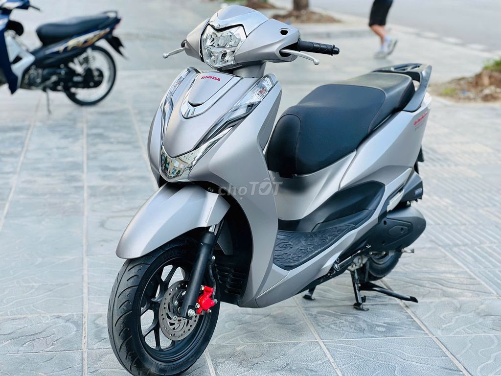 HONDA LEAD 125 FI ĐÈN LED KHÓA SMARTKEY. Mua bán Xe máy tại Quận Nam Từ Liêm Hà Nội được đăng bởi A Nam hình 1