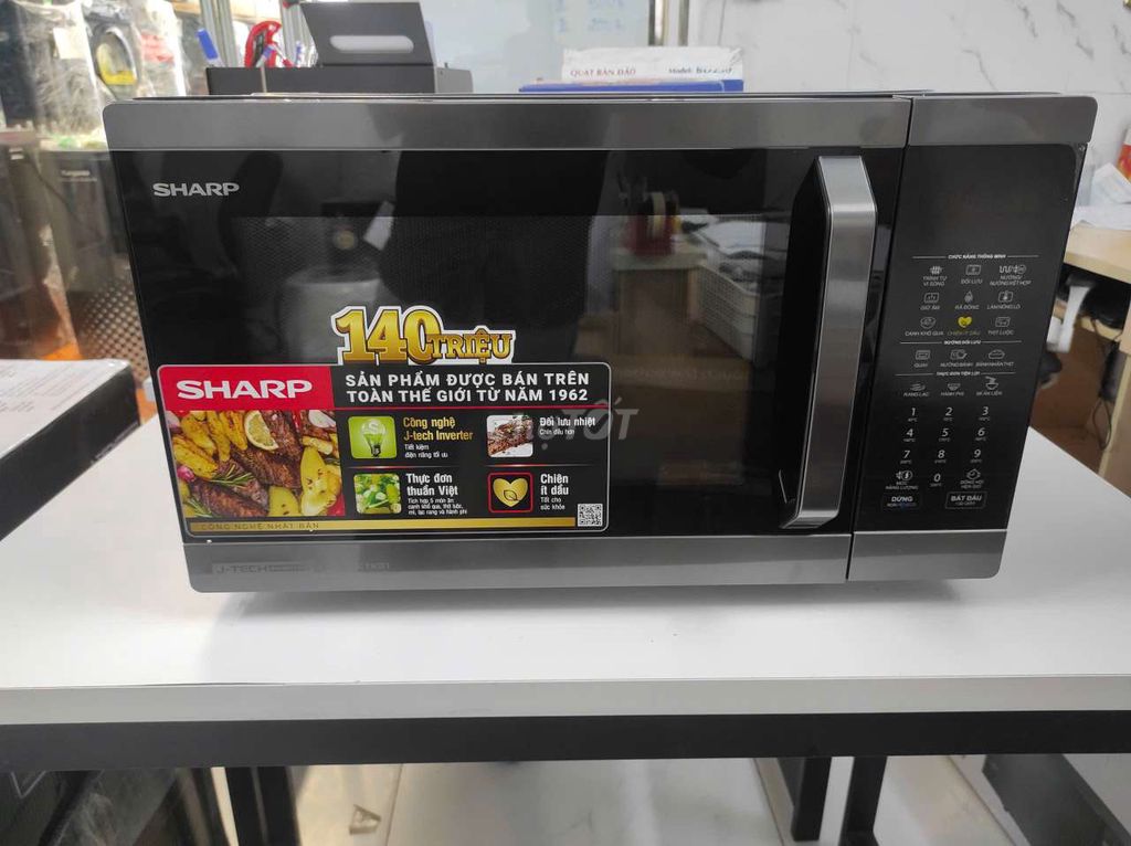 Lò vi sóng Đối Lưu Sharp R-C932XVN-BST 32 lít Đen. Mua bán Bếp, lò, đồ điện nhà bếp tại Quận Gò Vấp Tp Hồ Chí Minh được đăng bởi ĐIỆN MÁY KHO CHÍNH HÃNG hình 1