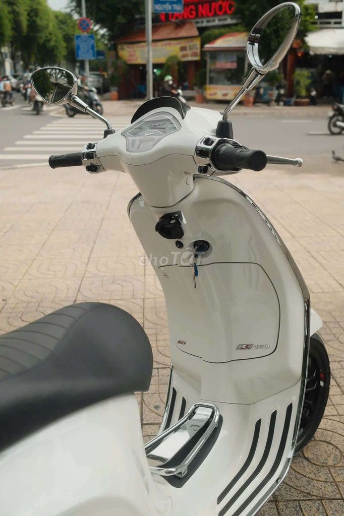 Piaggio Vespa Sprint 150 2023 белая, пробег 15 000 км