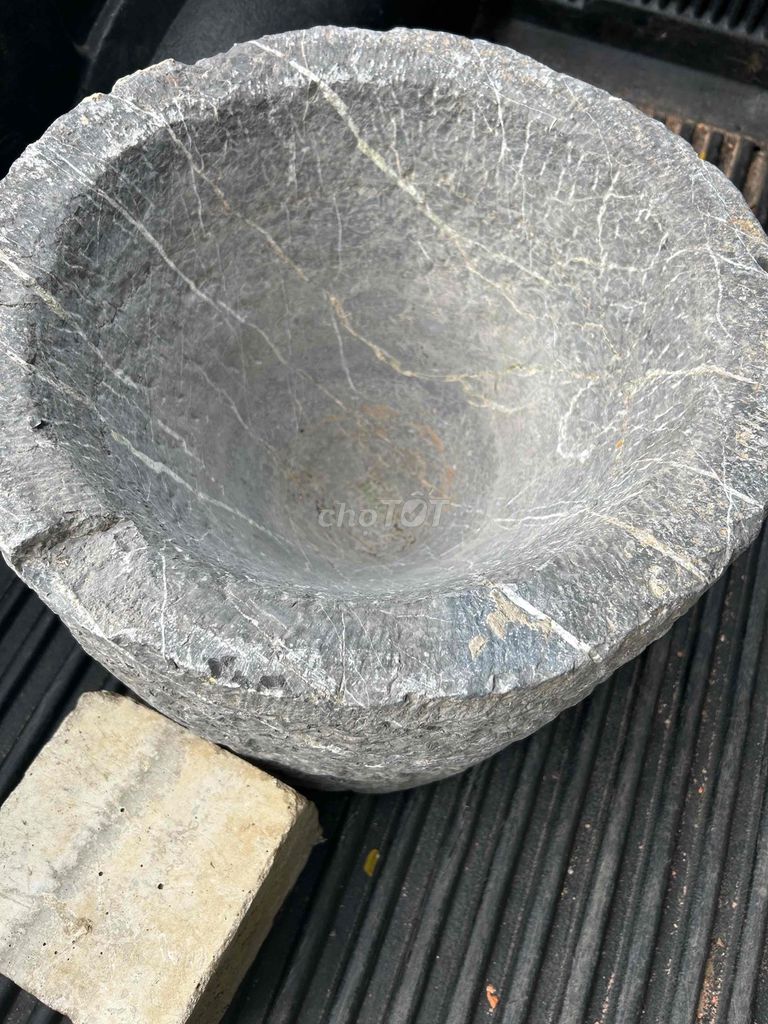 Chậu đá tự nhiên xám trồng cây. Mua bán Cây cảnh, đồ trang trí tại Quận Sơn Trà Đà Nẵng được đăng bởi Thương đế hình 1