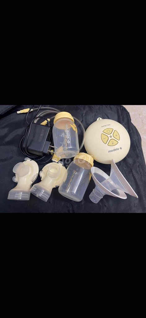 Máy hút sữa Medela Swing. Mua bán Mẹ và bé tại Quận Liên Chiểu Đà Nẵng được đăng bởi Lục Anh hình 1