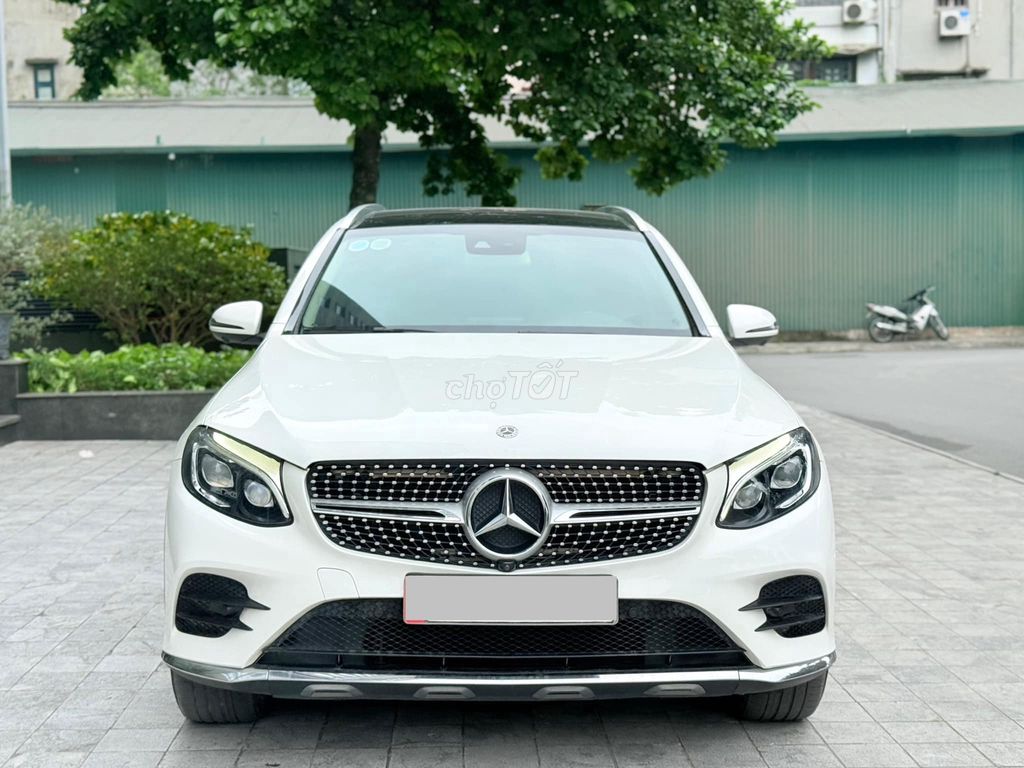 MERCEDES GLC300 4MATIC 2017 Trắng.Kem Đẹp Nhất HN