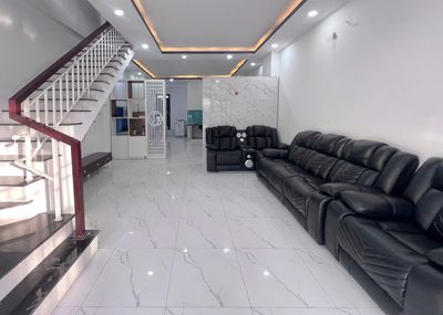 Cho thuê nhà 2 tầng, 2PN, có nội thất tại Oasis, Mỹ Phước, Bến Cát
