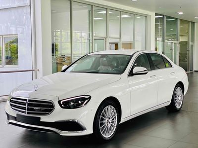 Mercedes E200 Exclusive Siêu lướt chính hãng. Mua bán Ô tô tại Quận 1 Tp Hồ Chí Minh được đăng bởi Huy Huỳnh