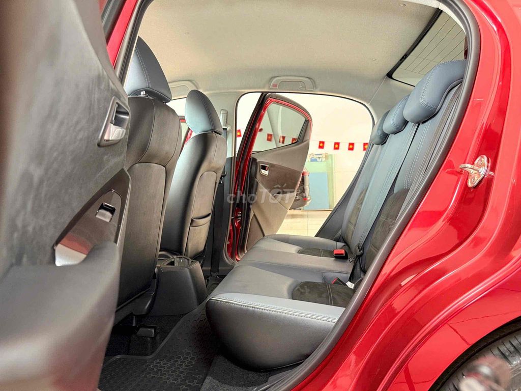MAZDA 2 1.5AT LUXURY 2023 1 CHỦ 14.000KM CỰC MỚI. Mua bán Ô tô tại Thành phố Thủ Đức Tp Hồ Chí Minh được đăng bởi Nguyên Ô Tô Thủ Đức hình 4