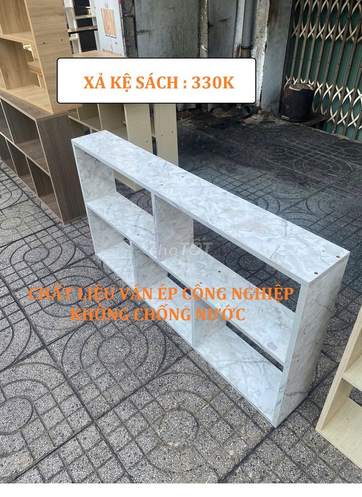 XẢ SALE KỆ SÁCH / KỆ TRƯNG BÀY SẢN PHẨM VÁN ÉP. Mua bán Tủ, kệ gia đình tại Quận Tân Bình Tp Hồ Chí Minh được đăng bởi NỘI THẤT VĂN PHÒNG TỦ KỆ TRƯNG BÀY hình 1