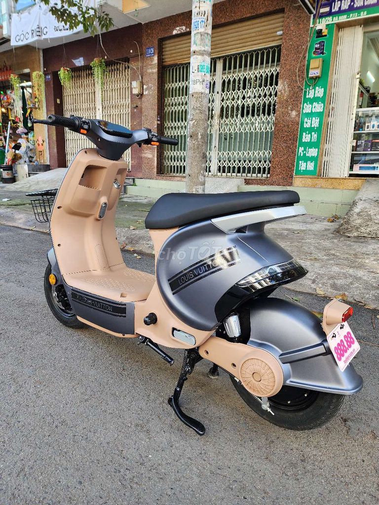 Xe Điện Siêu Lướt Không Cần Bằng Lái. Mua bán Xe điện tại Quận 6 Tp Hồ Chí Minh được đăng bởi Ngọc  hình 5