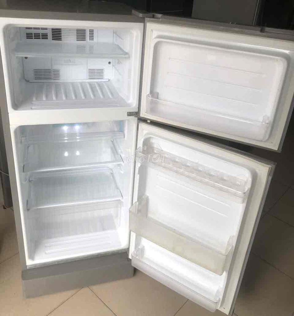 Tủ lạnh Sharp Xám. Mua bán Tủ lạnh tại Quận Gò Vấp Tp Hồ Chí Minh được đăng bởi Vân hình 1