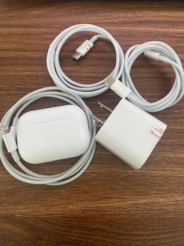 Em cần tiền bán gấp bộ sạc nhanh iPhone 199k tặng. Mua bán Phụ kiện (Màn hình, Chuột...) tại Thành phố Biên Hòa Đồng Nai được đăng bởi Tân Phùng hình 5