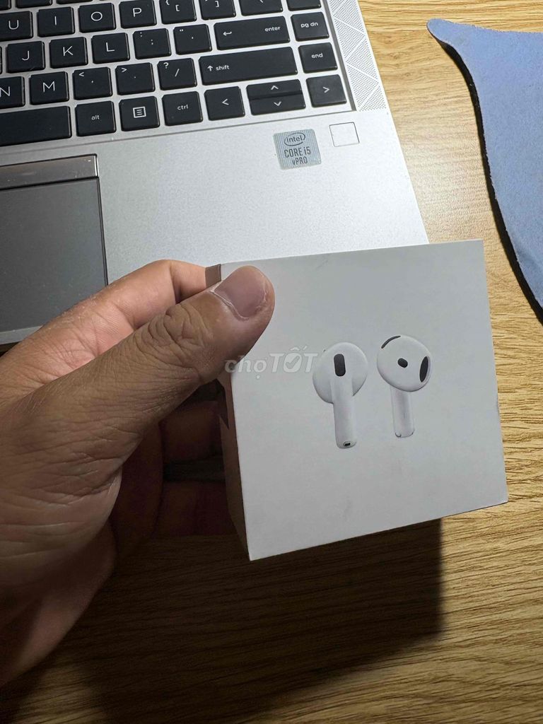 Tai nghe Apple AirPods 4 Trắng Nguyên seal. Mua bán Tivi, Âm thanh tại Quận 7 Tp Hồ Chí Minh được đăng bởi Tuấn Đoàn hình 1