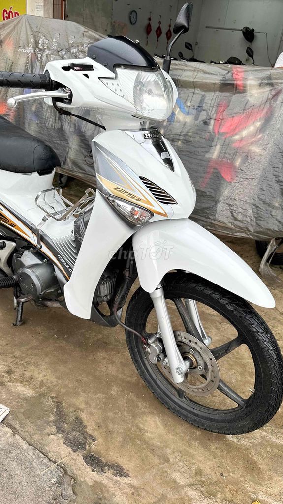 Future neo gt 2007 áo fi 2009 trắng ( hỗ trợ góp ). Mua bán Xe máy tại Huyện Chợ Mới An Giang được đăng bởi Cửa hàng xe Thiên Phước 2 hình 10