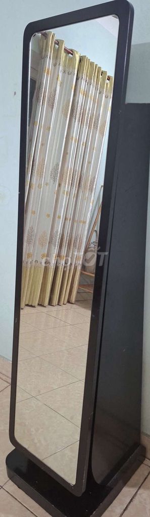 Gương soi toàn thân Gỗ Đen. Mua bán Nội thất, đồ gia dụng khác tại Quận Gò Vấp Tp Hồ Chí Minh được đăng bởi Nguyên Lư hình 1