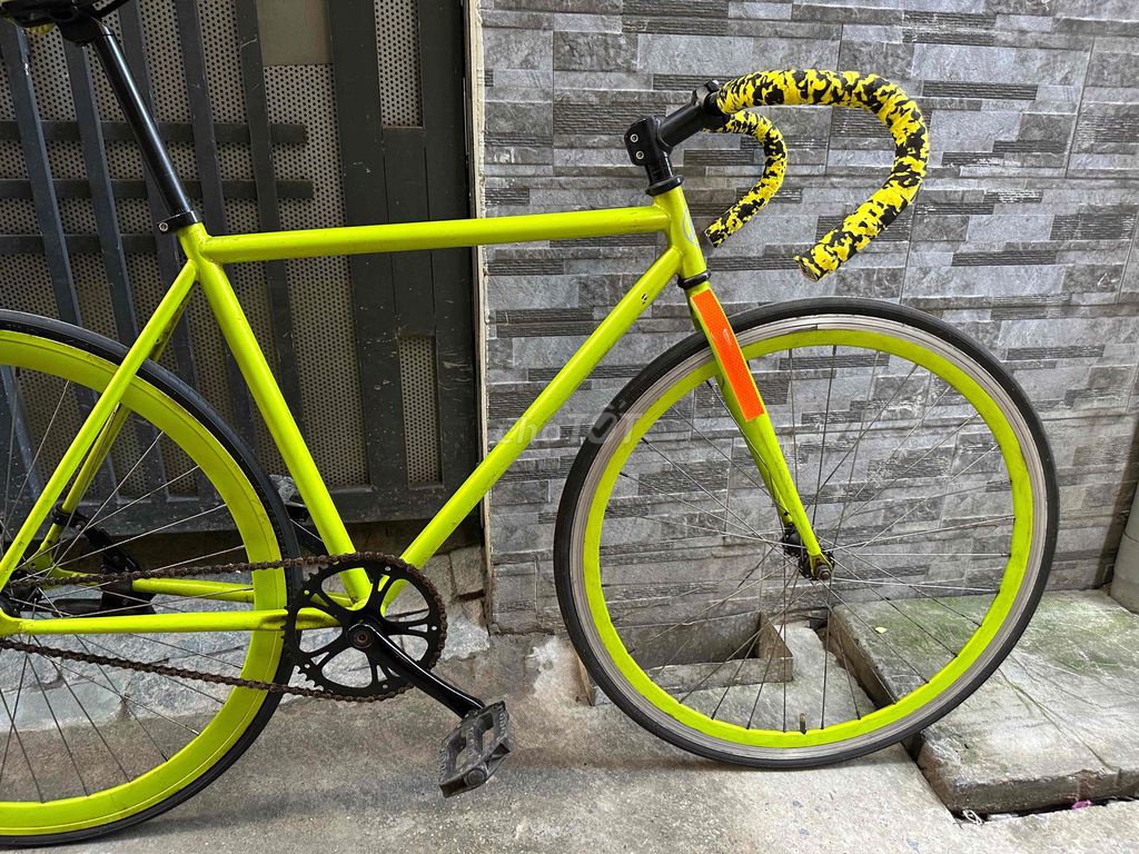 xe đạp fixgear thanh lý. Mua bán Xe đạp tại Quận Thanh Xuân Hà Nội được đăng bởi Nguyễn Hải Lâm hình 6