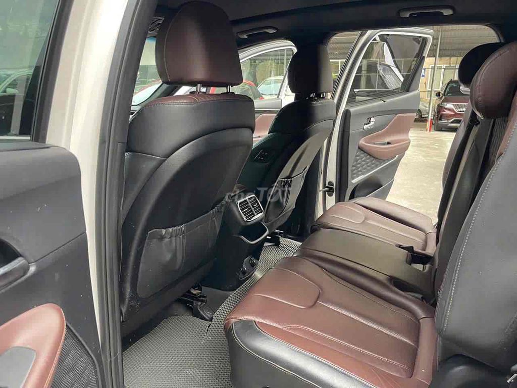 Santafe 2.4L xăng cao cấp sx 2020 màu trắng. Mua bán Ô tô tại Quận Cầu Giấy Hà Nội được đăng bởi Cao Quý hình 13
