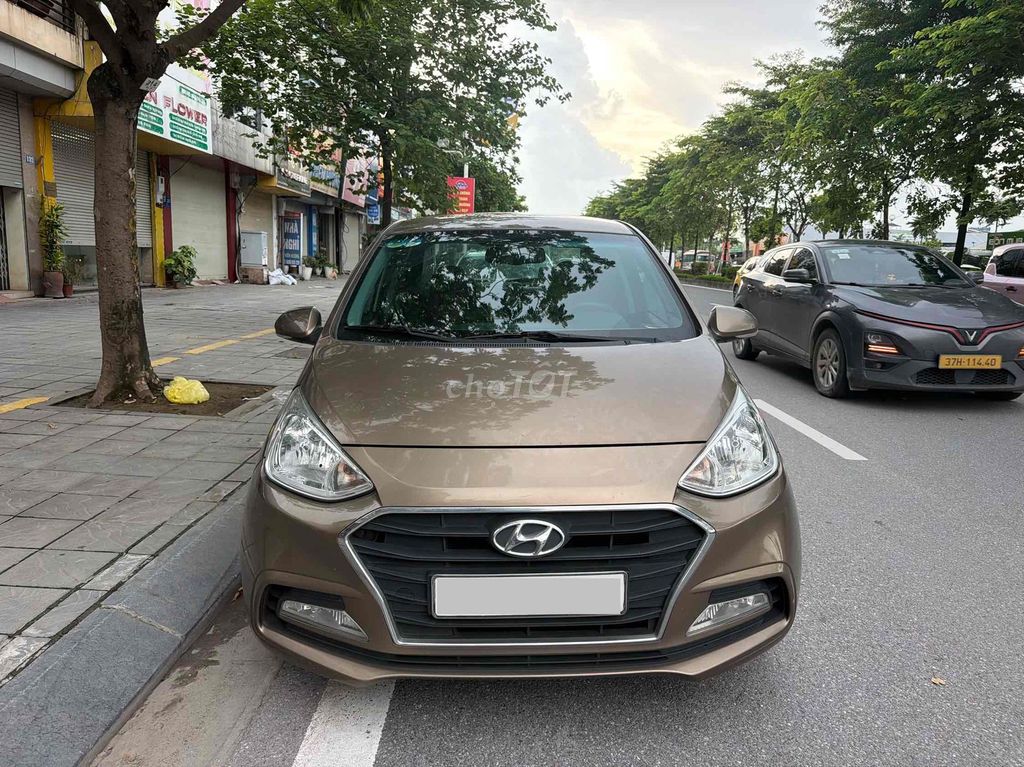 Hyundai Grand i10 2018 Grand 1.2 AT - 98000 km