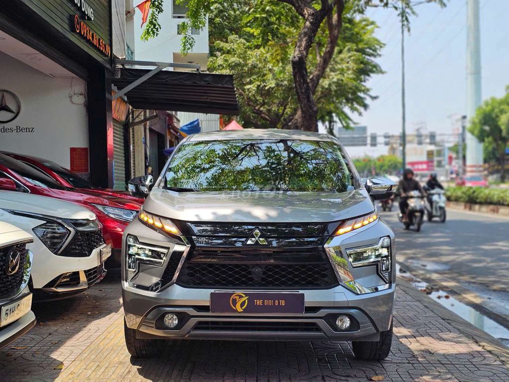 Mitsubishi Xpander 2023 AT Premium - 19000 km