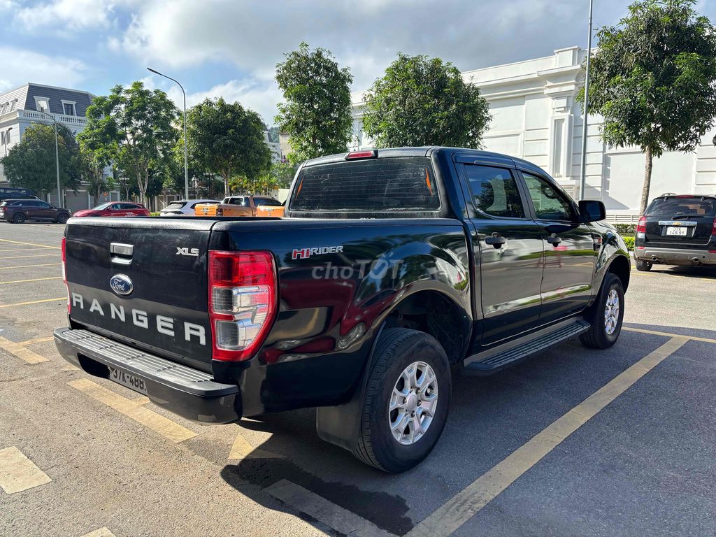 Ford Ranger 2016 XLS 2.2L 4x2 MT - 130000 km. Mua bán Ô tô tại Thị xã Thái Hòa Nghệ An được đăng bởi OTO HOANGQUAN hình 10