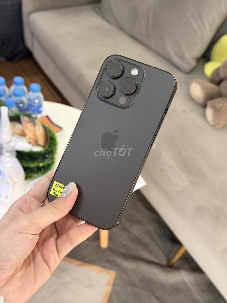 Apple iPhone 14 Pro 128GB Đen Mỹ Like New 99% LL/A. Mua bán Điện thoại tại Quận 8 Tp Hồ Chí Minh được đăng bởi CA REM BÁN TÁO hình 1