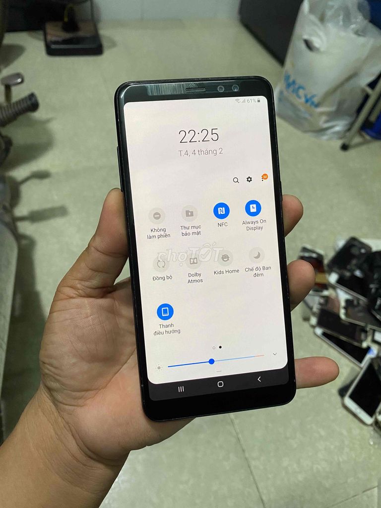 Samsung Galaxy A8+ 64GB Đen. Mua bán Điện thoại tại Quận 12 Tp Hồ Chí Minh được đăng bởi KHANG hình 1