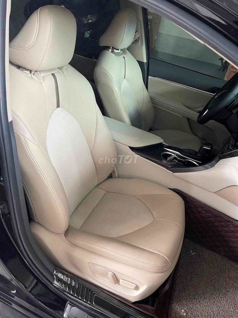 🚘 Toyota Camry 2020 2.5Q - Siêu Cọp: 14.000 km. Mua bán Ô tô tại Thành phố Thủ Đức Tp Hồ Chí Minh được đăng bởi Tấn Lợi  hình 7