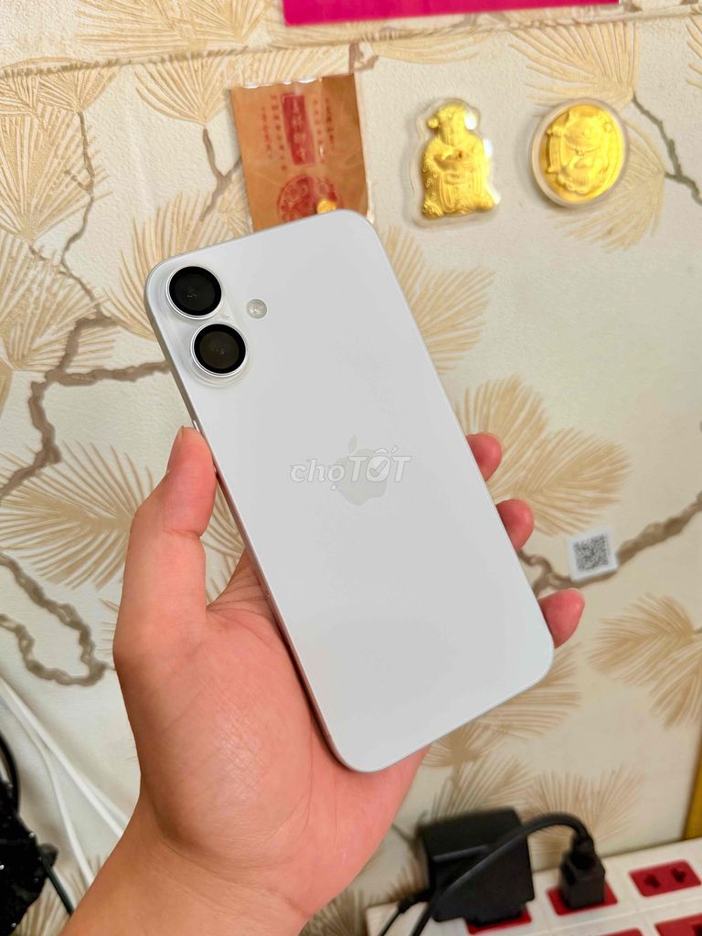 ip 16plus 128G VN/A zin chất pin 100 còn BH dày. Mua bán Điện thoại tại Thành phố Thủ Đức Tp Hồ Chí Minh được đăng bởi Điện Thoại Tốt giá sinh viên  hình 1
