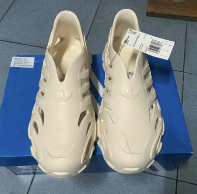 ⸻  Cần pass lại em giày chính hãng ADIDAS  • Size:. Mua bán Giày dép tại Quận 10 Tp Hồ Chí Minh được đăng bởi Ngân